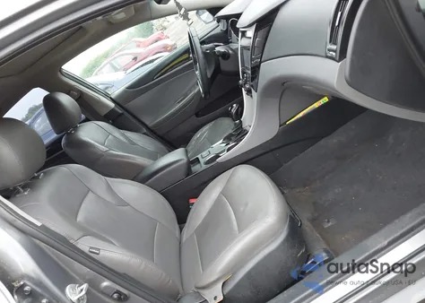 2013 Hyundai Sonata Limited z USA, uszkodzony, nr VIN 5NPEC4AC7DH695129